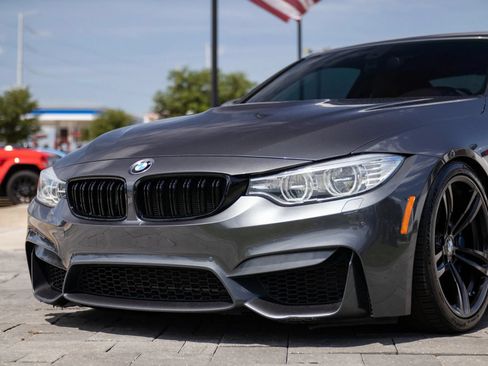 Used 2015 BMW M4 Coupe w/ Executive Package RWD image 7