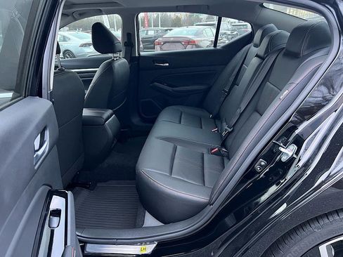 New 2025 Nissan Altima 2.5 SR image 27