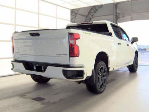 Used 2024 Chevrolet Silverado 1500 Custom AWD/4WD image 2