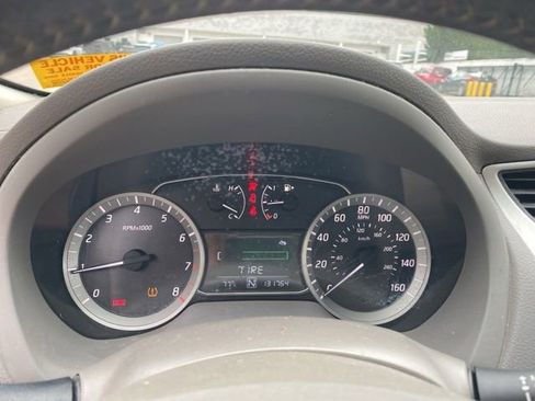 Used 2013 Nissan Sentra SL w/ Premium Pkg image 18