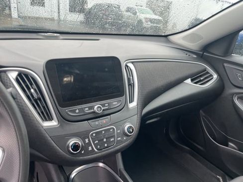Used 2023 Chevrolet Malibu LT image 15