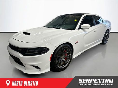 Used 2017 Dodge Charger SRT image 1
