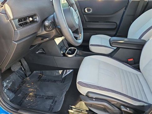 Certified 2025 MINI Cooper S image 15