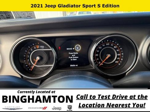 Used 2021 Jeep Gladiator Sport AWD/4WD image 12
