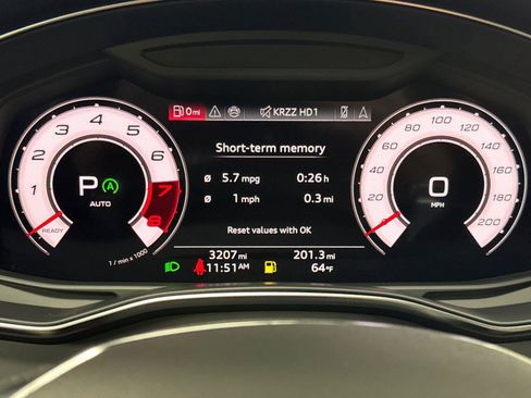 Certified 2024 Audi RS 6 performance AWD/4WD image 25