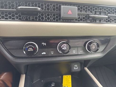 Used 2024 Honda HR-V LX image 24