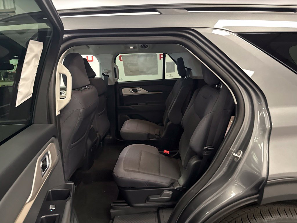 New 2026 Ford Explorer Active AWD/4WD image 25