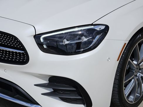 Used 2021 Mercedes-Benz E 350 Sedan image 9