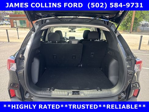 Used 2022 Ford Escape SE w/ Cold Weather Package AWD/4WD image 14