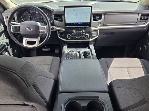 Used 2024 Ford Expedition Max XLT AWD/4WD image 12