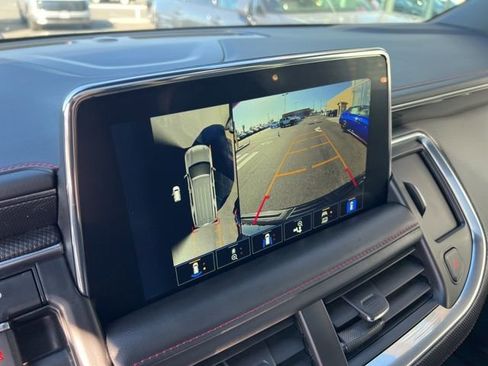 Used 2024 Chevrolet Suburban RST w/ Luxury Package image 11