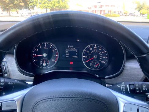 Certified 2022 Kia Telluride EX w/ EX Premium Package AWD/4WD image 25