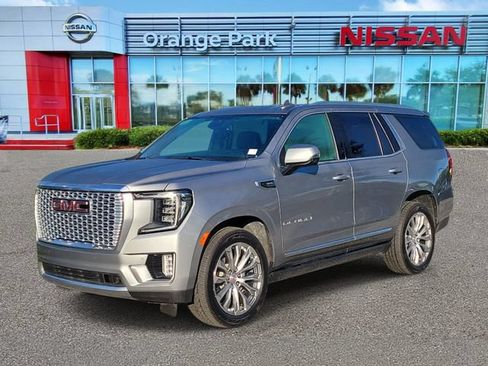 Used 2023 GMC Yukon Denali AWD/4WD image 4