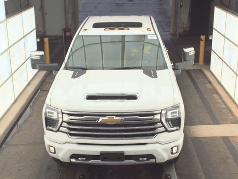 Certified 2026 Chevrolet Silverado 2500 High Country w/ Technology Package image 2