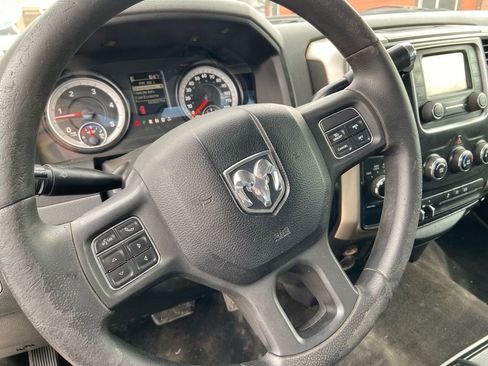 Used 2015 RAM 3500 SLT w/ Cold Weather Group image 20