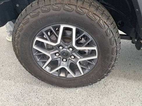 Used 2025 Jeep Wrangler Sahara w/ Dual Top Group image 9