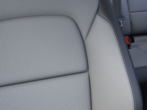 New 2025 Ford Escape SE FWD image 16