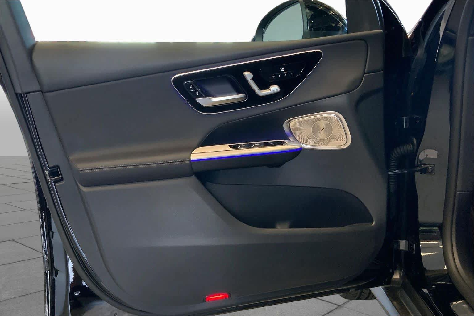 Certified 2025 Mercedes-Benz GLC 300 4MATIC image 21