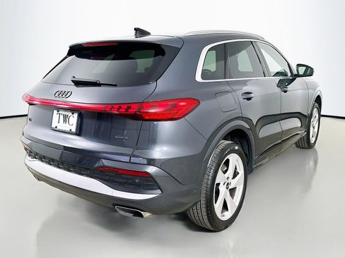 Used 2025 Audi Q5 Premium Plus w/ Premium Plus AWD/4WD image 5