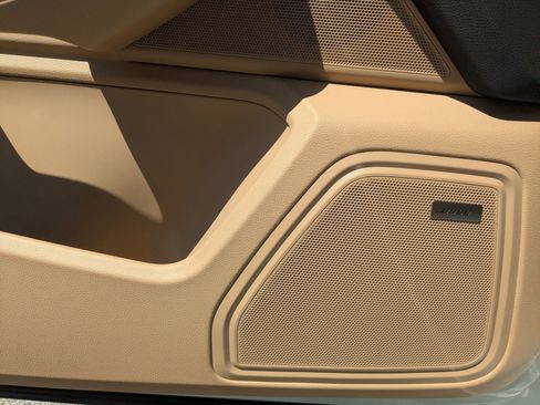 New 2026 Porsche Macan AWD/4WD image 14