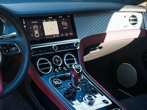 Used 2024 Bentley Continental GT S image 31