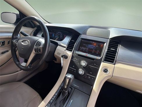 Used 2014 Ford Taurus SEL w/ Equipment Group 201A AWD/4WD image 15