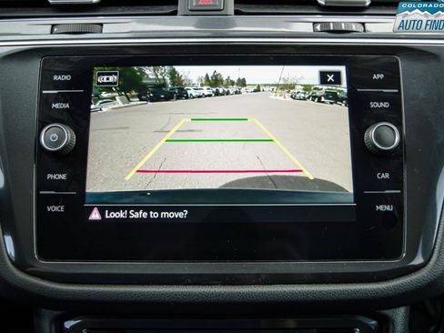 Used 2021 Volkswagen Tiguan SE AWD/4WD image 20