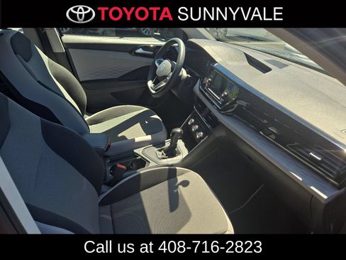 Used 2022 Volkswagen Taos S FWD image 4