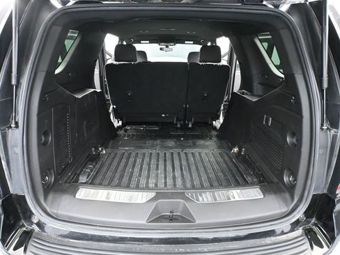 Used 2021 Chevrolet Tahoe 4WD w/ Remote Keyless Entry Package image 34