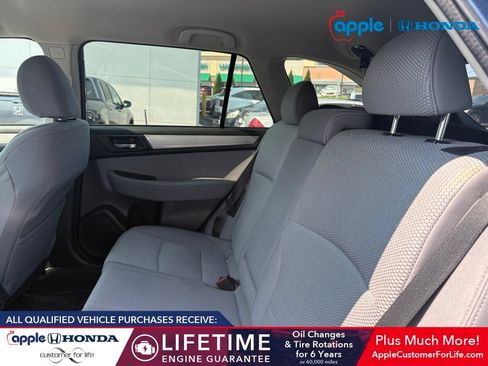 Used 2019 Subaru Outback 2.5i Premium AWD/4WD image 5