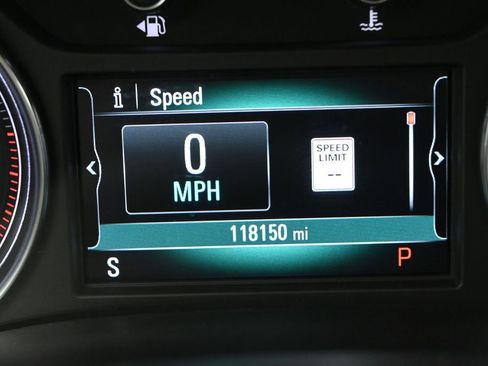 Used 2018 Buick Enclave Essence AWD/4WD image 17