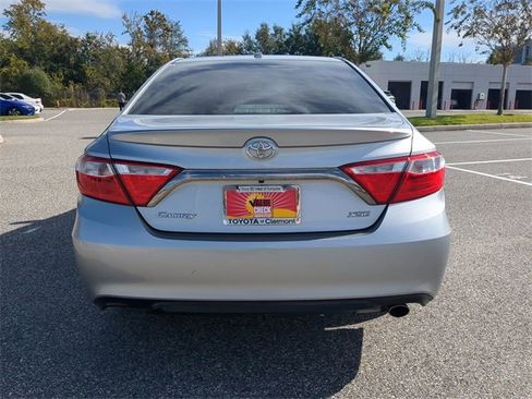 Used 2016 Toyota Camry XSE image 5