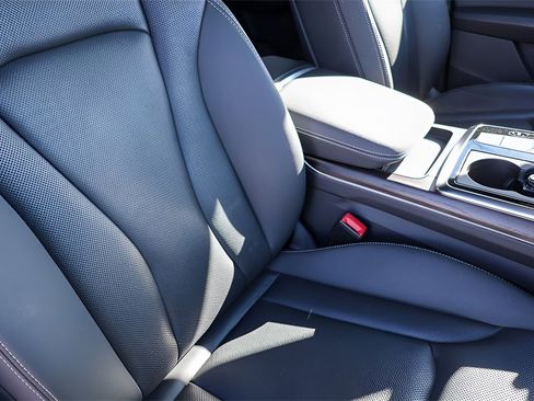 Used 2021 Audi Q8 Premium Plus image 27