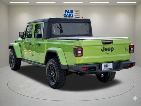 Used 2025 Jeep Gladiator Willys image 10