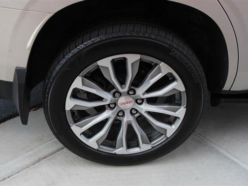 Used 2022 GMC Yukon Denali AWD/4WD image 39