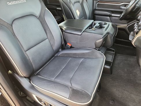 Used 2021 RAM 1500 Laramie AWD/4WD image 14