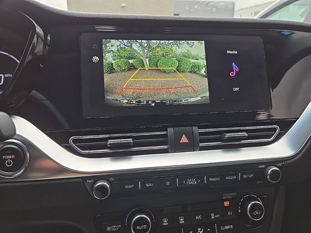 Used 2022 Kia Niro EX w/ Cold Weather Package FWD image 20