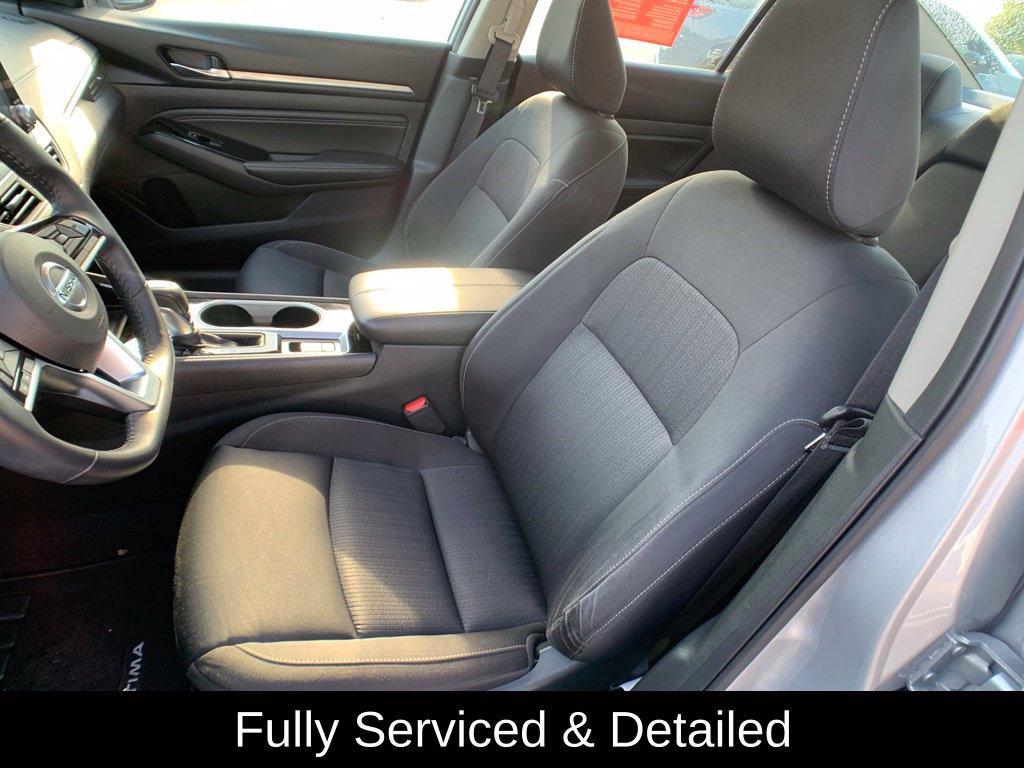 Certified 2021 Nissan Altima 2.5 SV w/ SV Premium Package FWD image 18