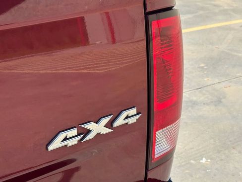 Used 2017 RAM 1500 Big Horn AWD/4WD image 11