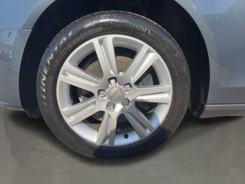 Used 2010 Audi A4 2.0T Premium w/ Bluetooth/Homelink Pkg FWD image 37