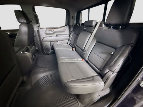 Used 2022 Chevrolet Silverado 1500 LT Trail Boss w/ Convenience Package II image 25