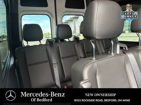 Used 2024 Mercedes-Benz Sprinter 2500 image 21