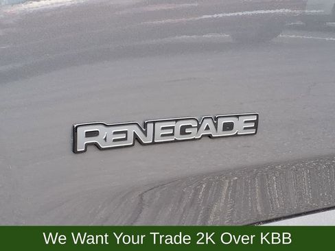 Used 2023 Jeep Renegade Altitude w/ Sun/Sound Group AWD/4WD image 29