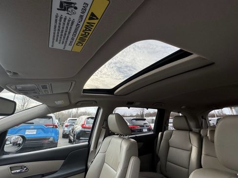 Used 2016 Honda Odyssey EX-L image 24