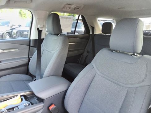 New 2026 Ford Explorer Active RWD image 17