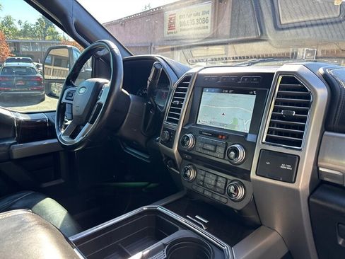 Used 2017 Ford F250 Platinum w/ Platinum Ultimate Package AWD/4WD image 25