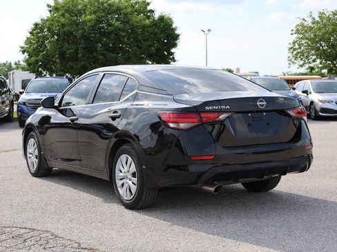 Used 2025 Nissan Sentra S FWD image 11