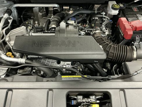 Used 2025 Nissan Rogue S image 24