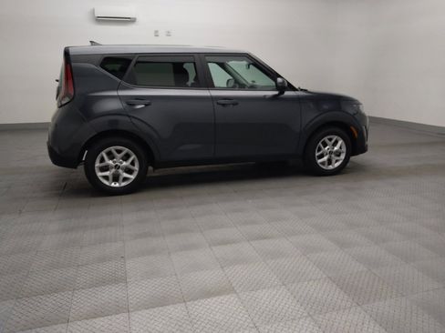 Used 2025 Kia Soul S image 10