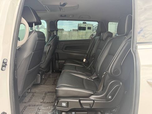 Used 2023 Honda Odyssey Elite image 19